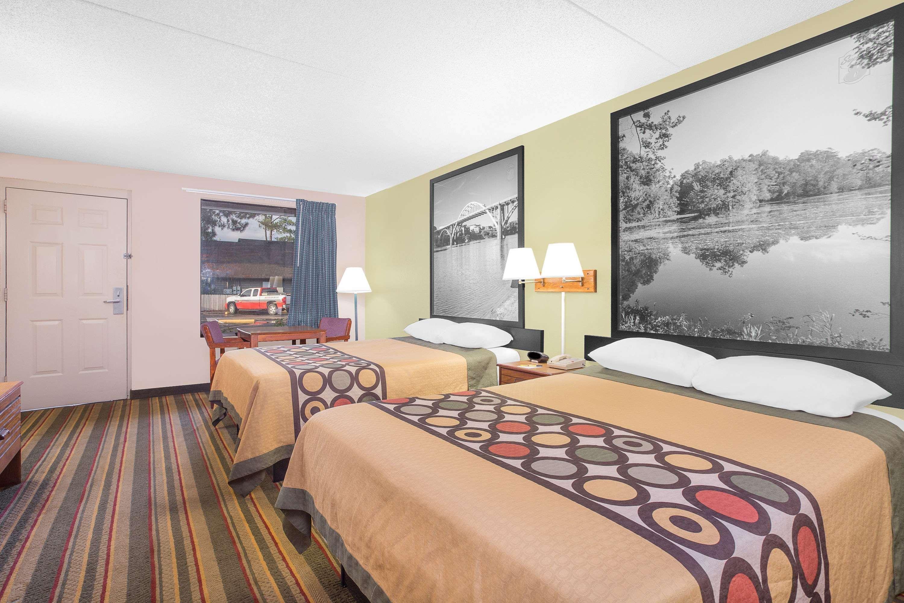 Super 8 By Wyndham Eufaula Hotel Exterior photo